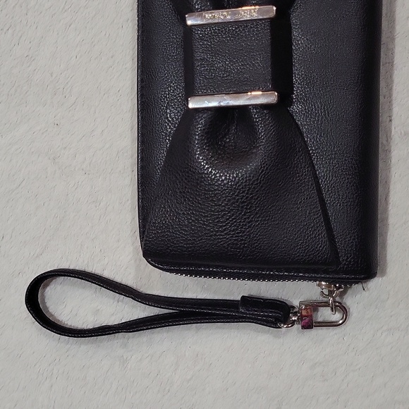 Betsey Johnson Wallet Wristlet - Picture 2 of 16